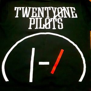21 Pilots Hoodie Size Medium